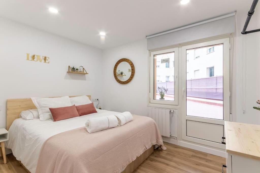 Apt In The Old Town With Cool Terrace!! Private Parking Bilbao Zewnętrze zdjęcie