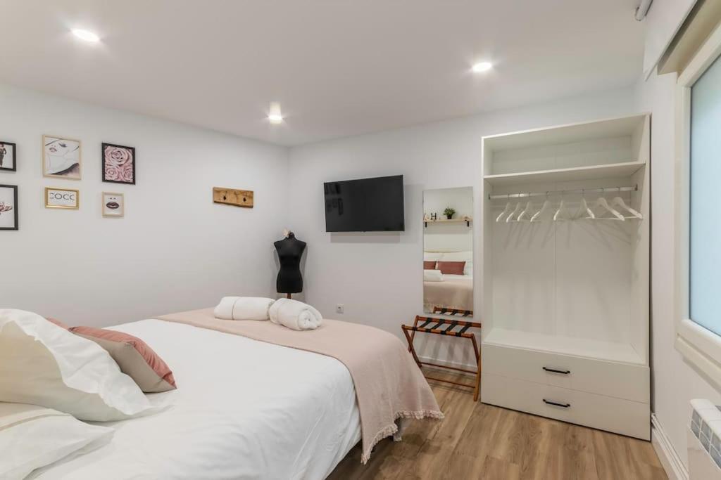 Apt In The Old Town With Cool Terrace!! Private Parking Bilbao Zewnętrze zdjęcie